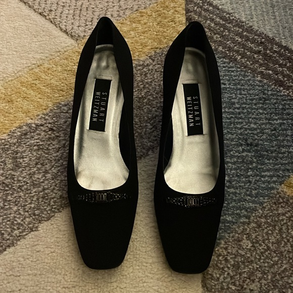 Stuart Weitzman Baton Black Peau Heels - Picture 2 of 6